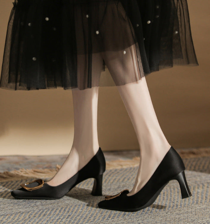 Plissiertes Oberteil mit ausgestellten Ärmeln und Maxirock-Set mit Taillengürtel – Rosiny 