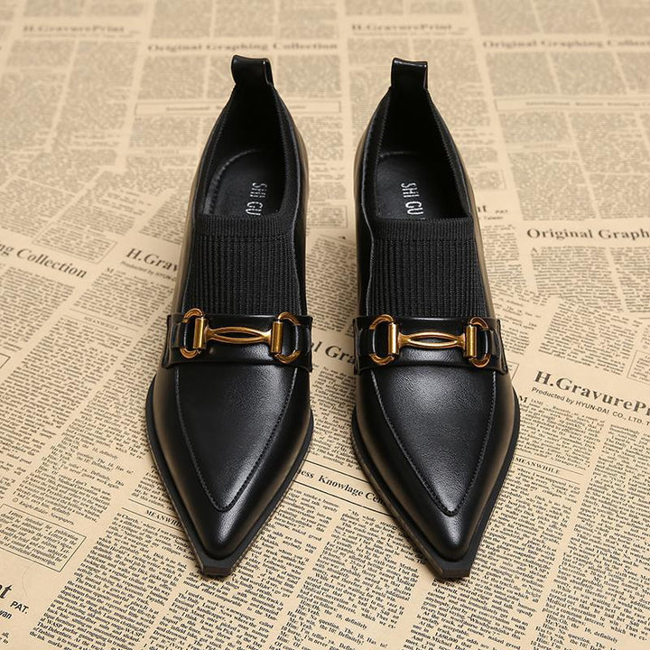 حذاء بكعب سميك مدبب مع مشبك معدني – سييناتري