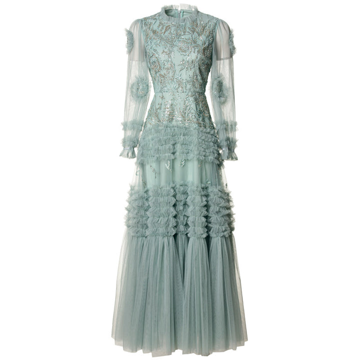 فستان من التول المطرز مع تنورة بكشكشة متعددة الطبقات – الصفاء