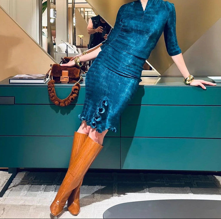 caramel knee-high leather boots with curved heel – SIENNA