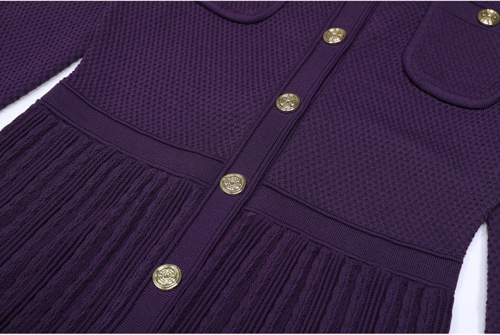 فستان محبوك بأكمام طويلة وأزرار أمامية – إلارا