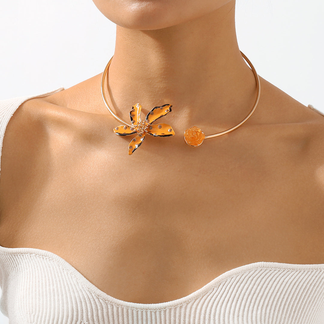 mehrfarbige Kettenhalskette mit Emaille-Seeanhängern - CORALIA 