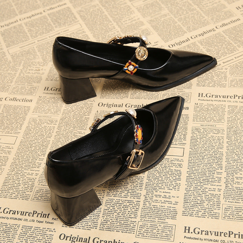 pointed-toe pumps with embellished strap – AURELIANDU