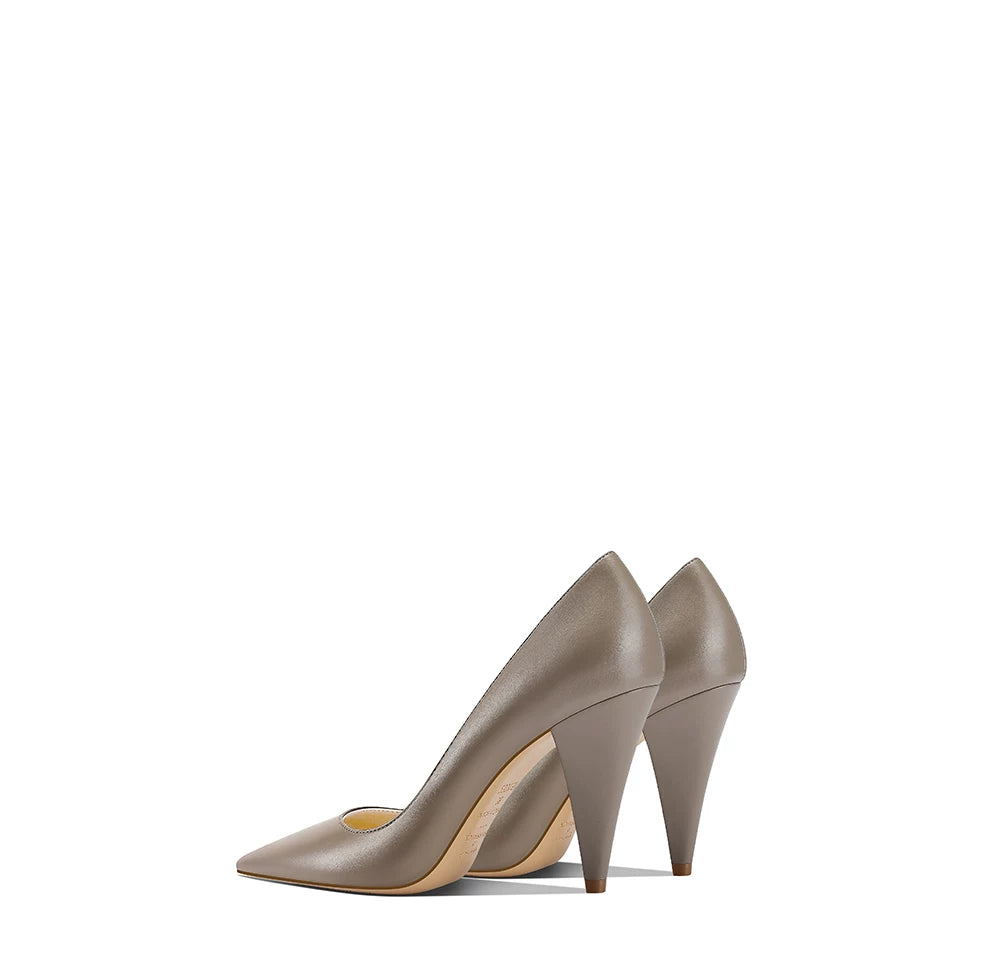 Black Pointed Toe Classic Pumps – VELMORA