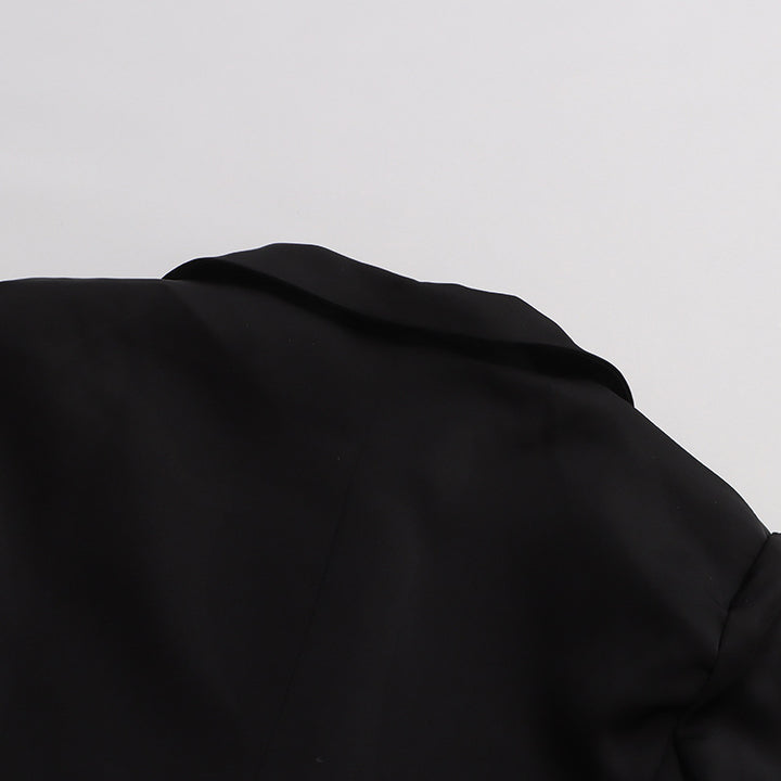 Plissiertes Oberteil mit ausgestellten Ärmeln und Maxirock-Set mit Taillengürtel – Rosiny 