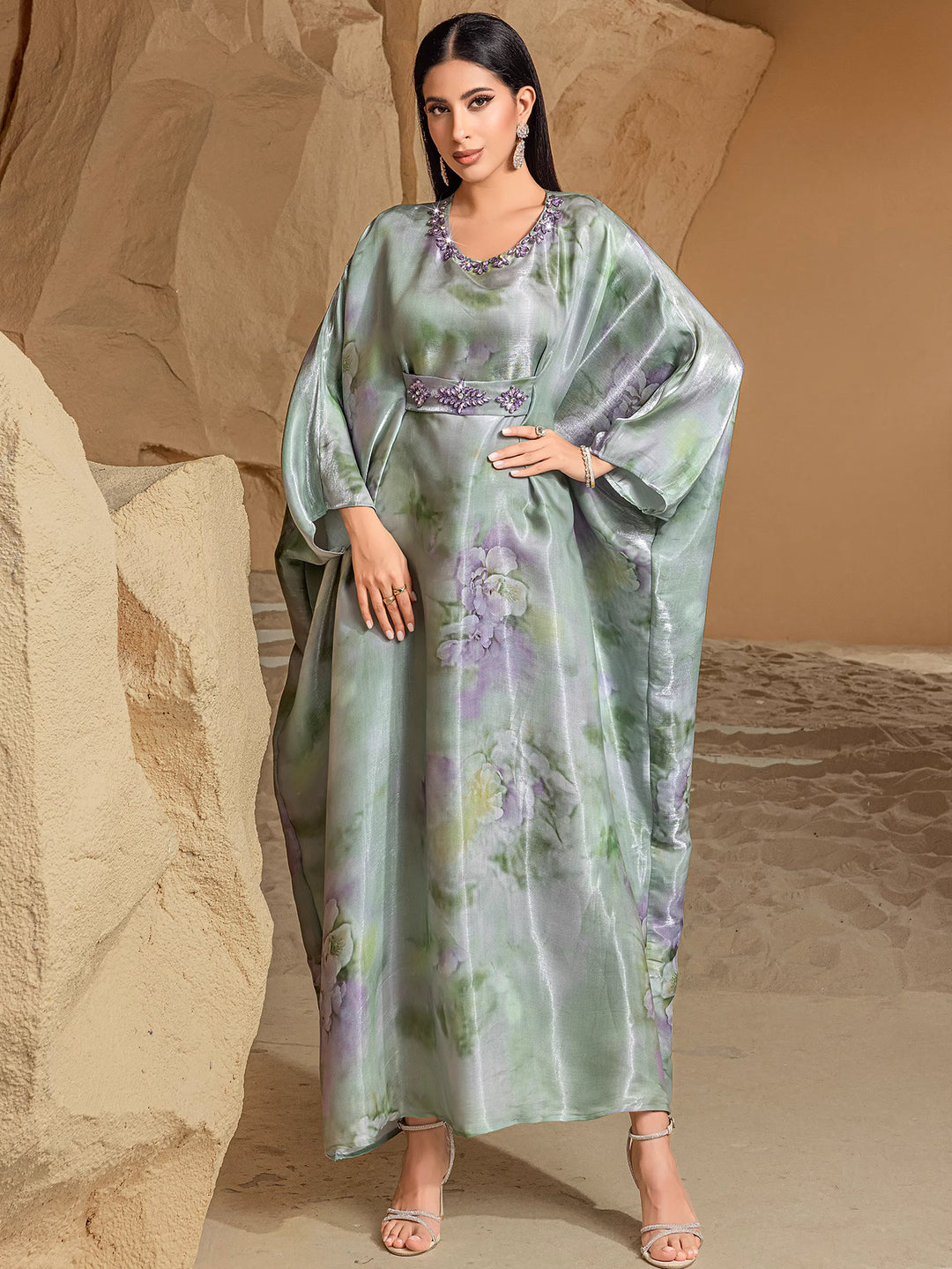 costume évasé sur mesure avec manches bouffantes en satin – VALENCIA 