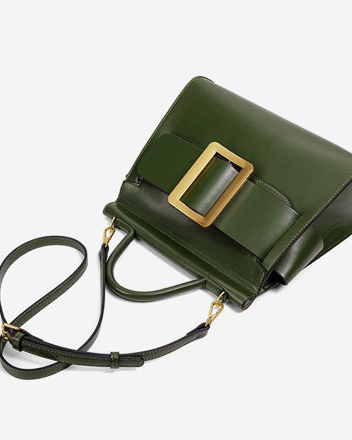 编织藤条手提包，配有双层皮革手柄 – LÉONIE 