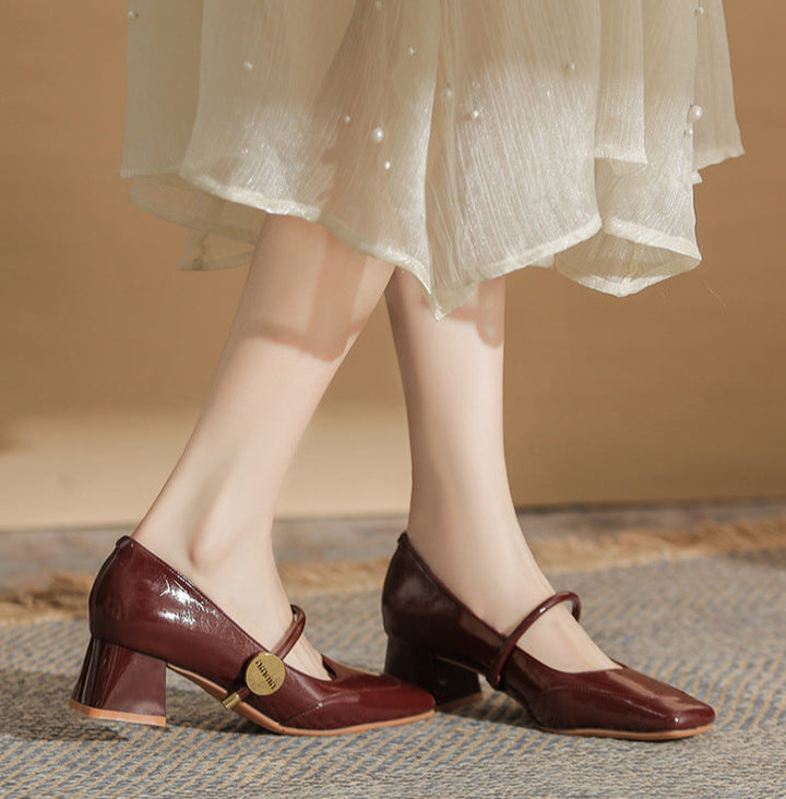 حذاء بكعب مربع مع حزام رفيع - أريانري