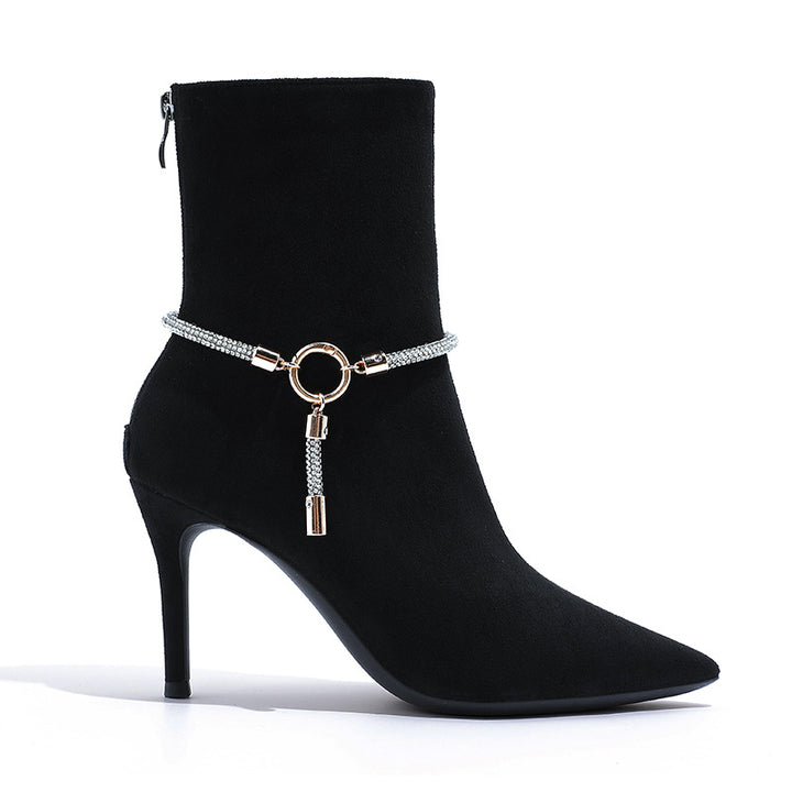 pointed-toe suede ankle boots with metallic ring detail – ARIADI
