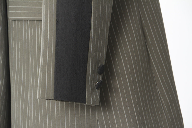 فستان بليزر مخطط بخطوط رفيعة مع ياقة بلون مغاير – أسترا