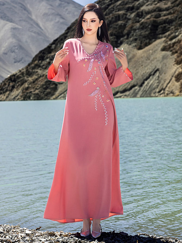 فستان عمودي بأكمام طويلة ورقبة مزينة - ليلازي