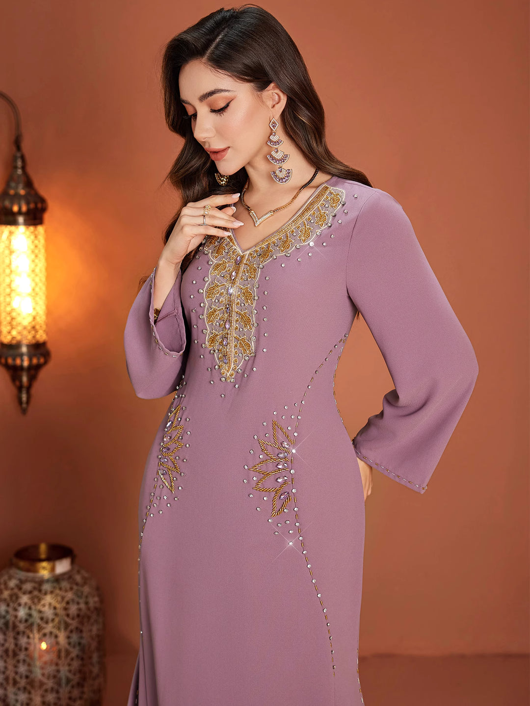 costume évasé sur mesure avec manches bouffantes en satin – VALENCIA 