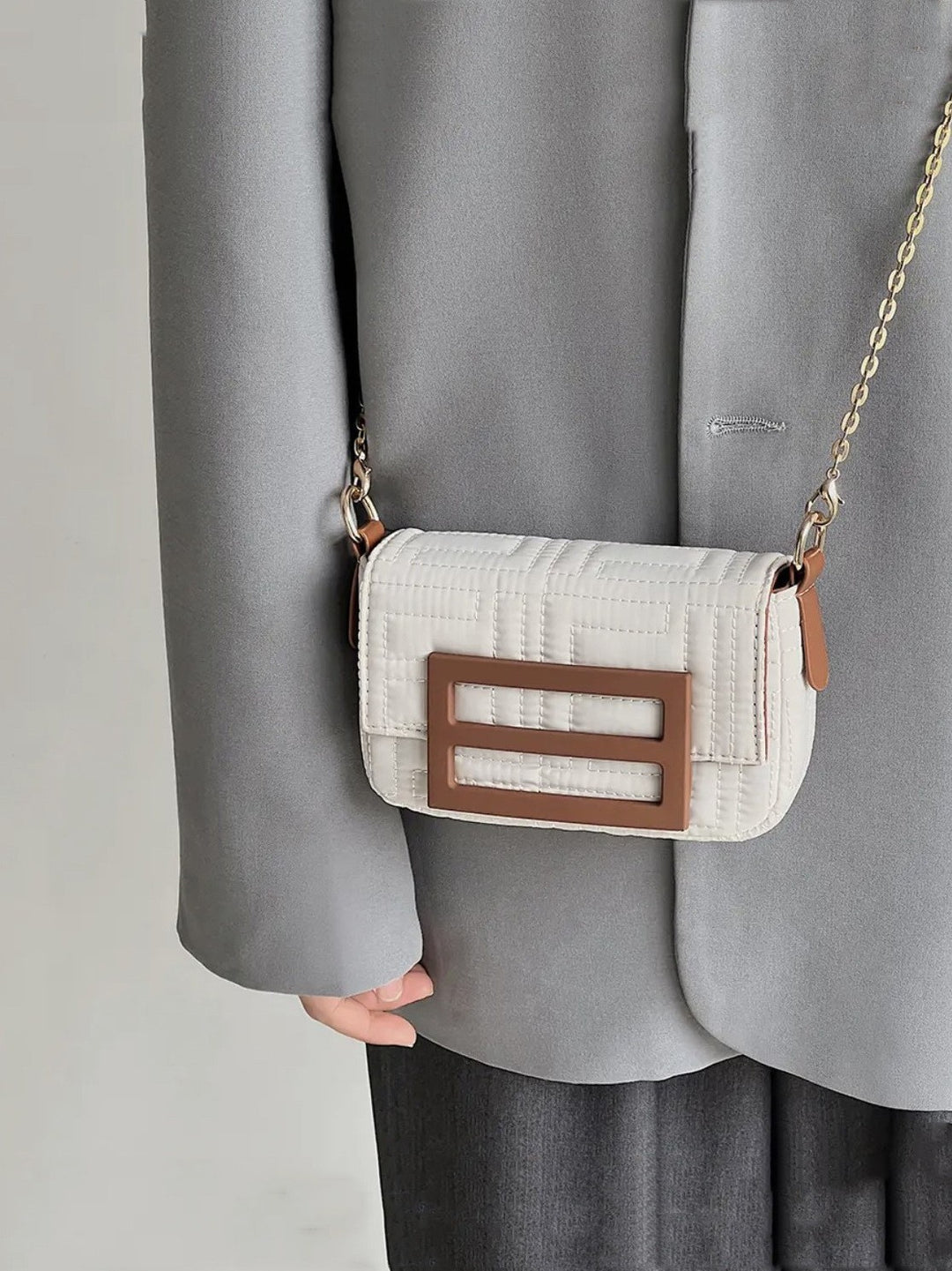 geweven rieten draagtas met dubbele leren handvatten – LÉONIE 