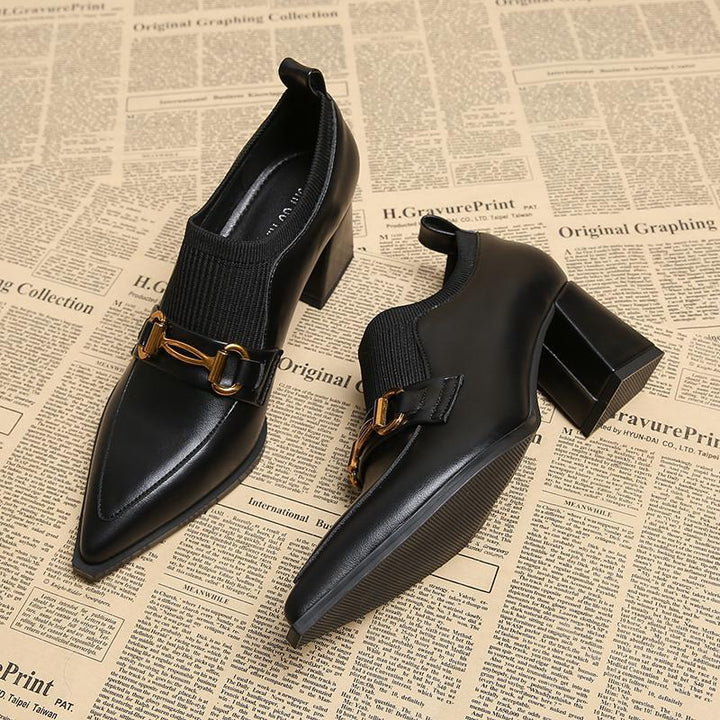 حذاء بكعب سميك مدبب مع مشبك معدني – سييناتري