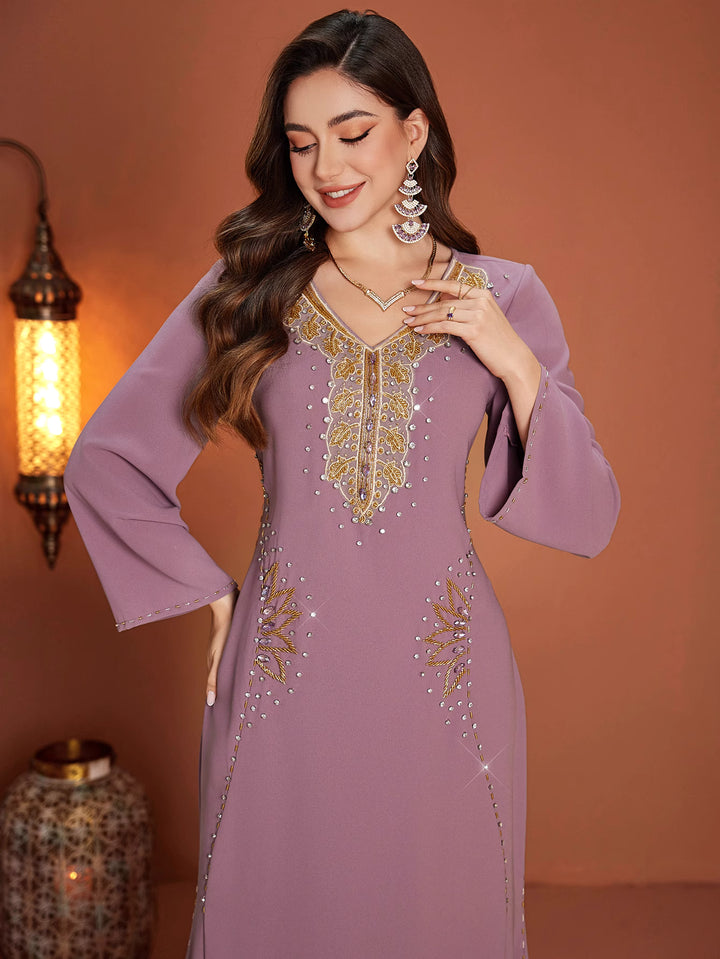 costume évasé sur mesure avec manches bouffantes en satin – VALENCIA 