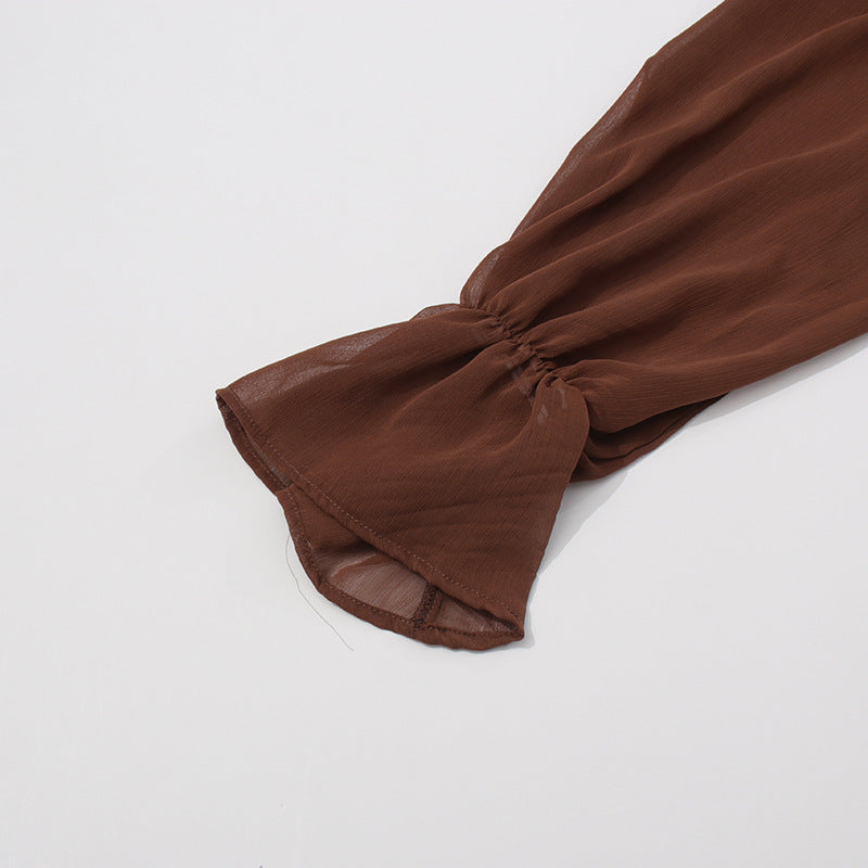 طقم بلوزة وبنطلون شفاف مطوي – سيينا