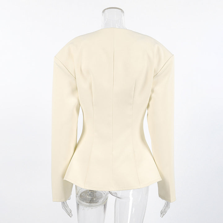 structured V-neck blazer with sculpted shoulders – MAELLE