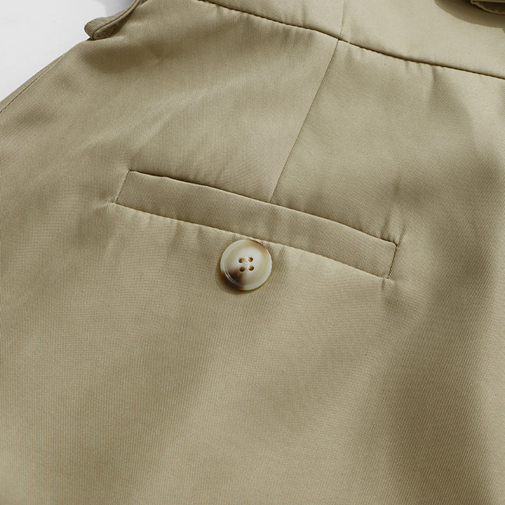 جمبسوت قصير بتصميم معطف واقٍ مزود بحزام وتفاصيل أزرار غير متماثلة - كايلا