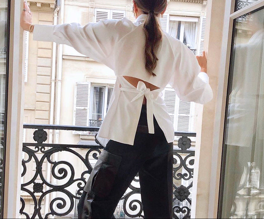 بدلة مصممة خصيصًا بأزرار ذهبية – مارون