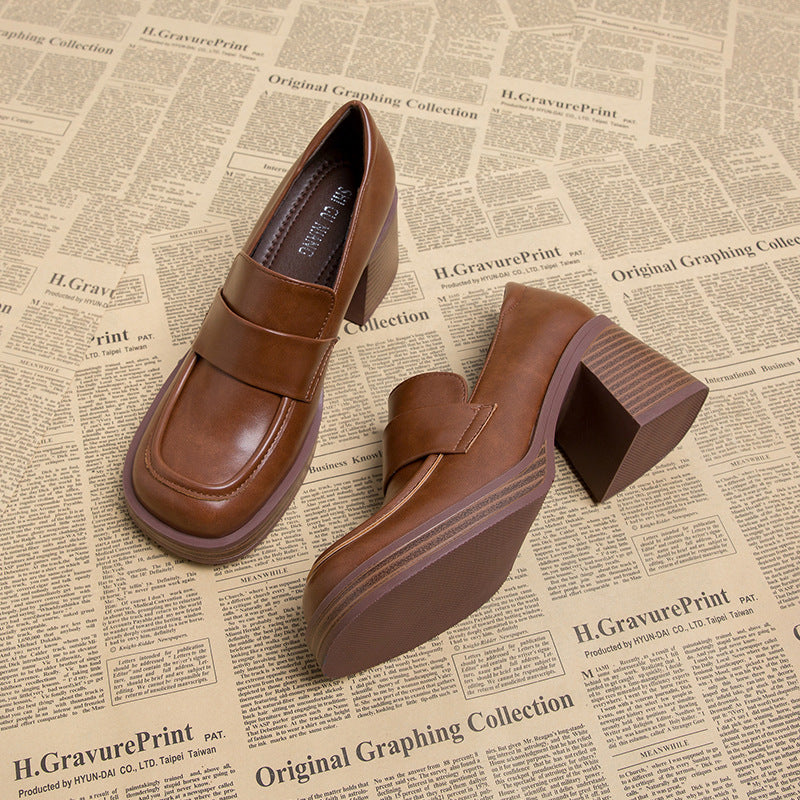 block heel loafers with square toe - VERANTA