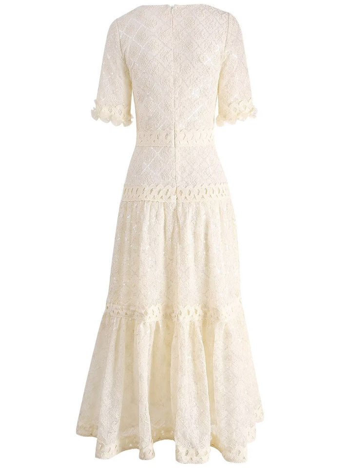 فستان دانتيل متوسط ​​الطول مع حاشية متدرجة - أمردوا