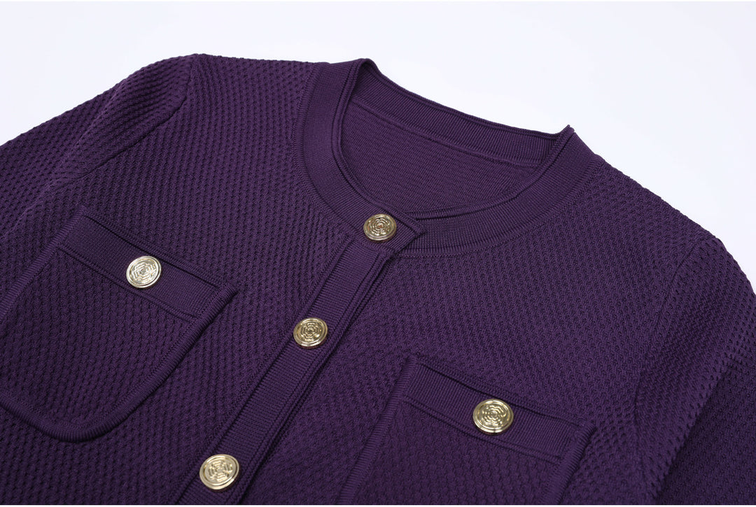 فستان محبوك بأكمام طويلة وأزرار أمامية – إلارا