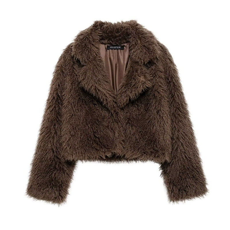 Short faux fur jacket with wide collar – SNOW