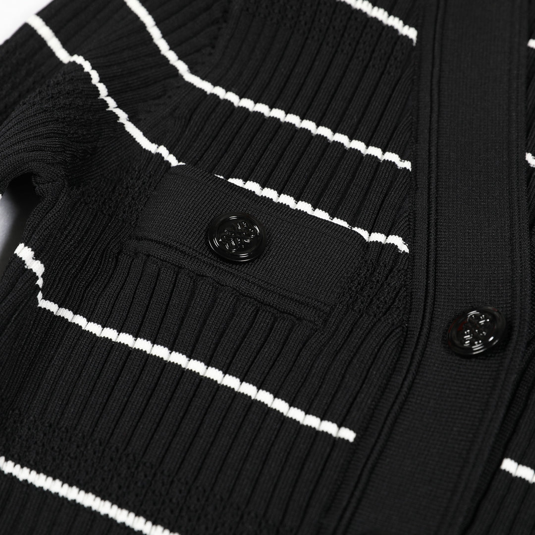 Haut à manches évasées plissées et ensemble jupe longue avec ceinture à la taille – Rosiny 