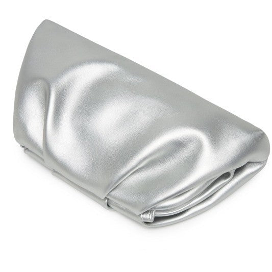 حقيبة كلاتش جلدية ناعمة مطوية – أدلنيا