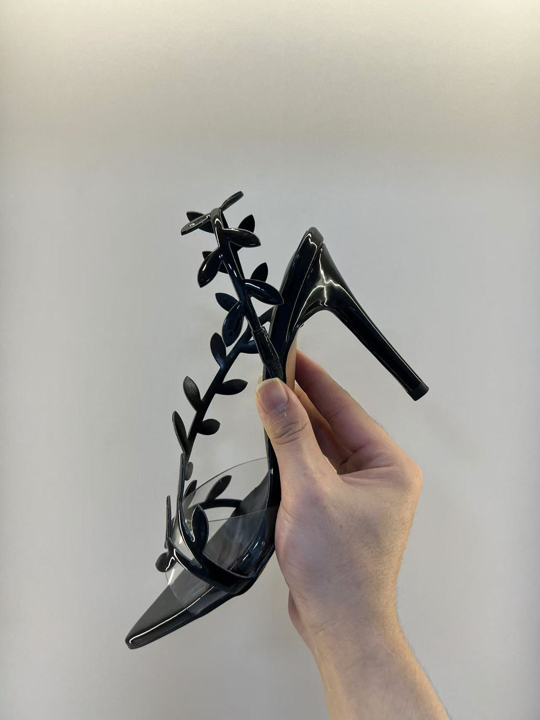 Haut à manches évasées plissées et ensemble jupe longue avec ceinture à la taille – Rosiny 