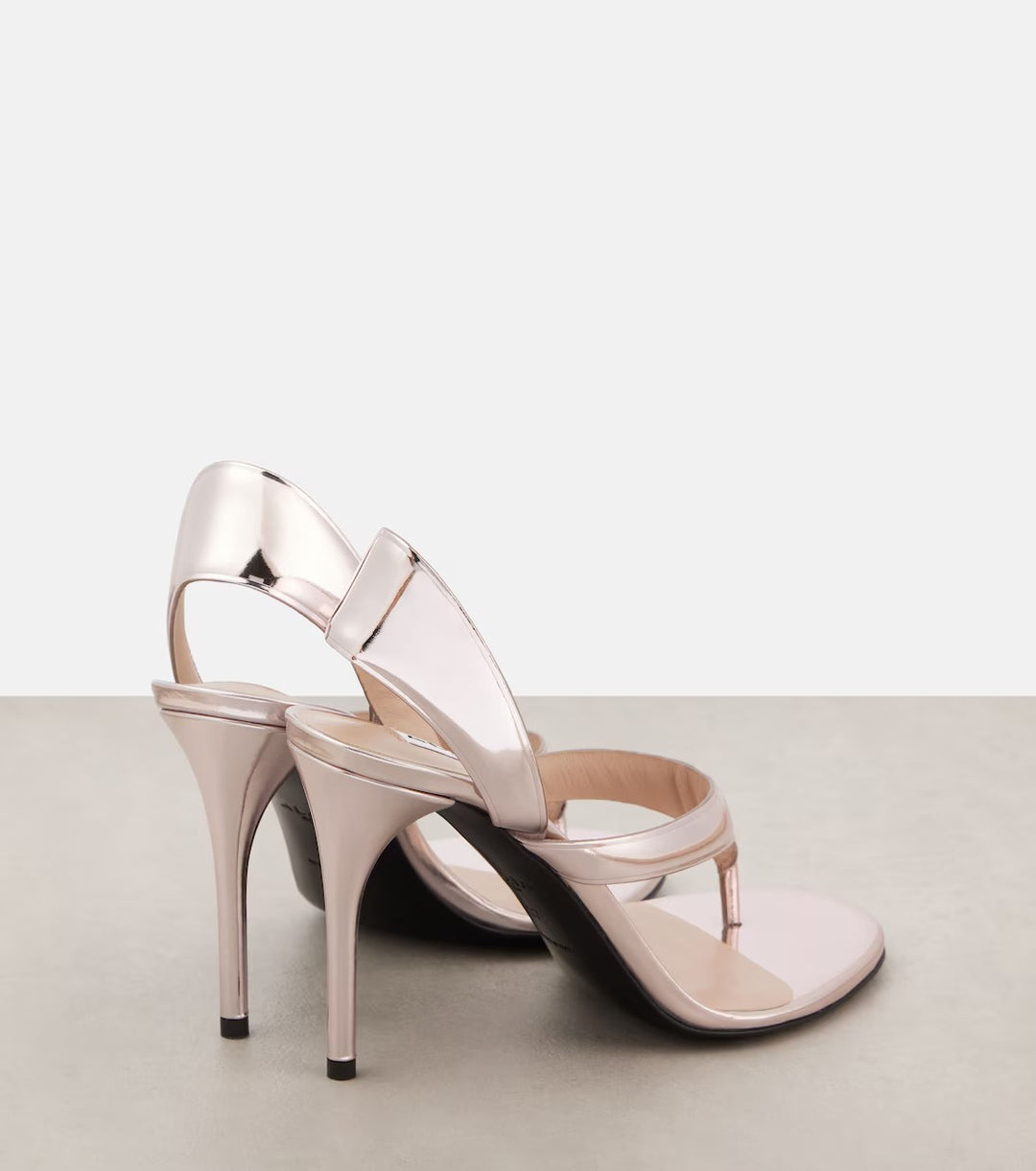 حذاء بكعب عالٍ ذهبي معدني مع حزام - أورورا