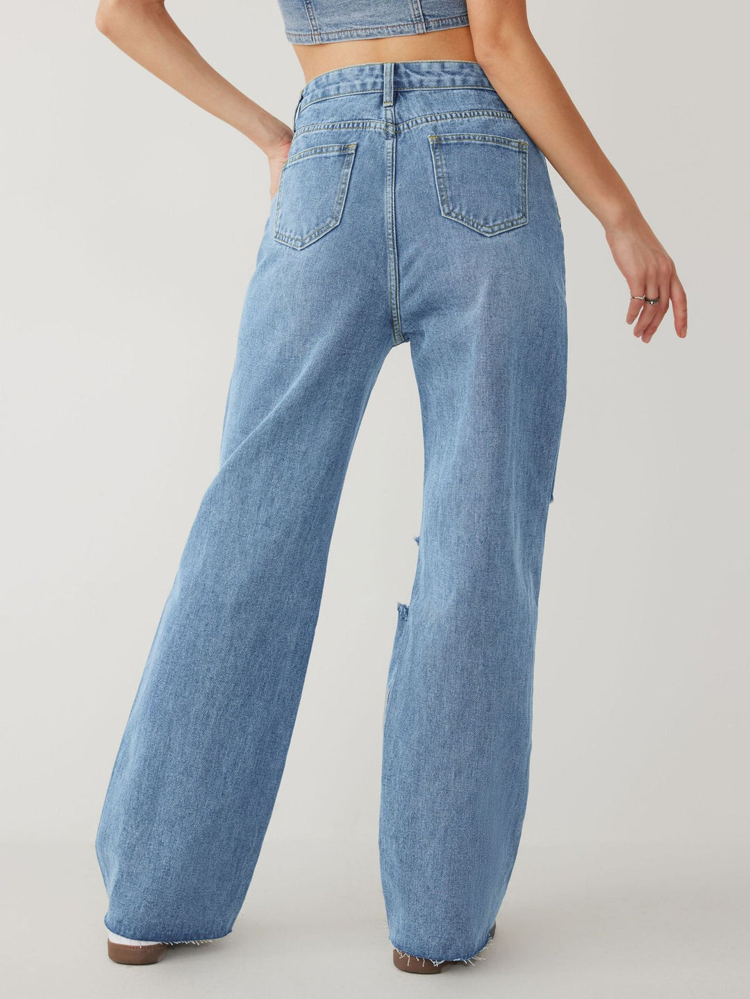 high-waist wide-leg jeans with distressed details – RAVENIXA