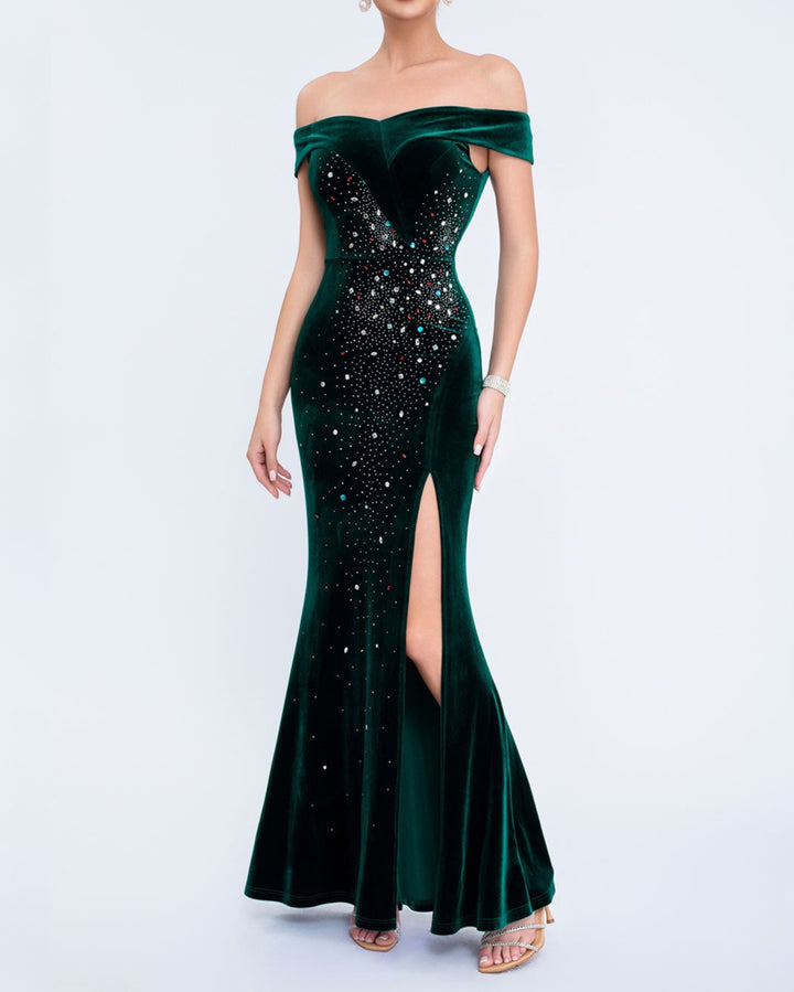 فستان مكشوف الكتفين مزين بالكريستال – ستيلازيا