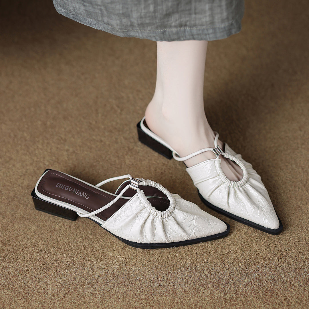 حذاء ميول مدبب بتفاصيل مجعدة وأشرطة مزدوجة – أوروراندا