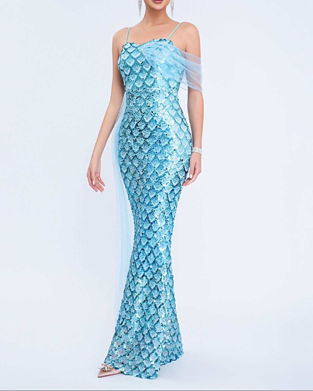 Plissiertes Oberteil mit ausgestellten Ärmeln und Maxirock-Set mit Taillengürtel – Rosiny 