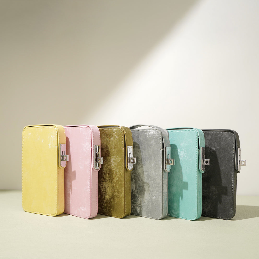 编织藤条手提包，配有双层皮革手柄 – LÉONIE 