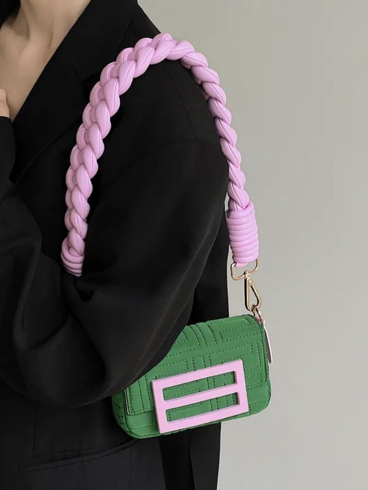 geweven rieten draagtas met dubbele leren handvatten – LÉONIE 