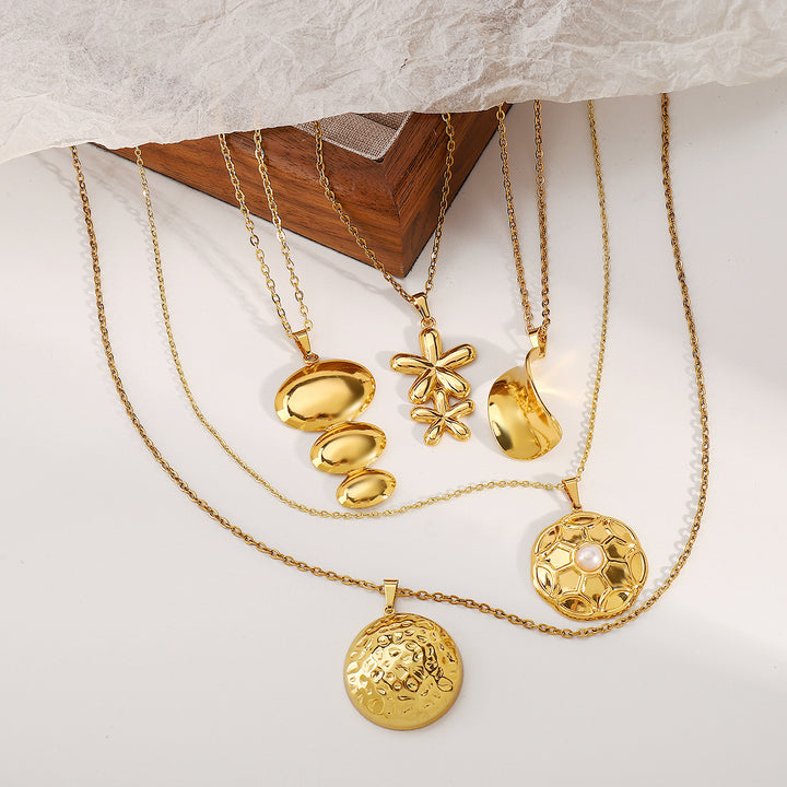 mehrfarbige Kettenhalskette mit Emaille-Seeanhängern - CORALIA 