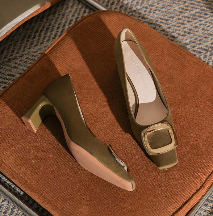 Plissiertes Oberteil mit ausgestellten Ärmeln und Maxirock-Set mit Taillengürtel – Rosiny 