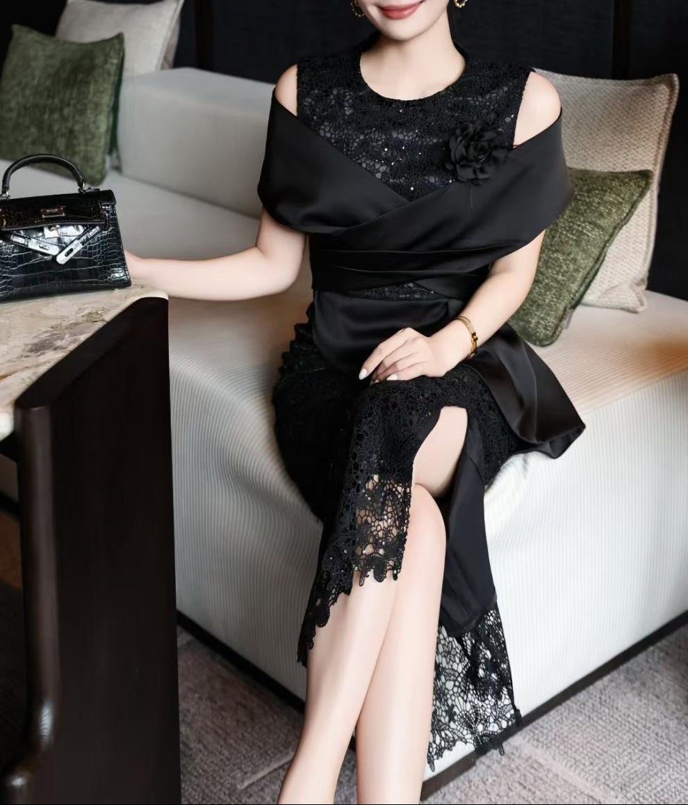 sequined lace dress with sculpted wrap bodice – RENÉ