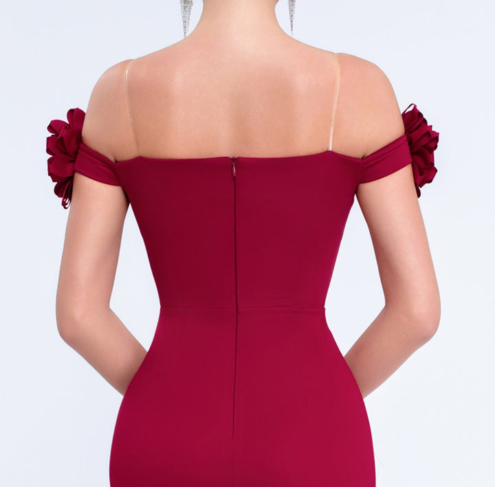 فستان عمودي مكشوف الكتفين بأكمام مزهرة وشق أمامي – أماراكسيا