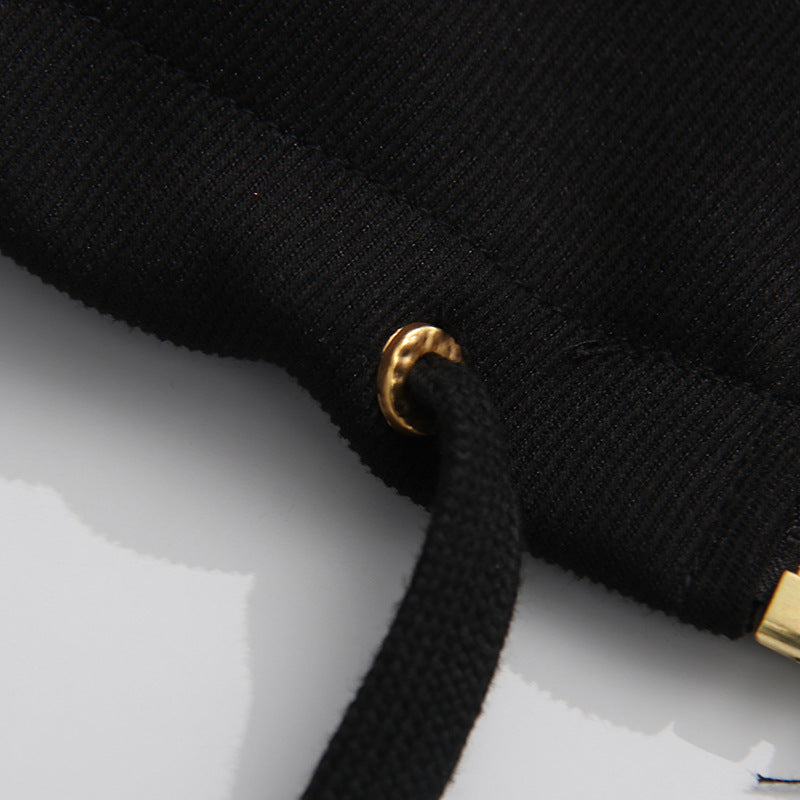 جاكيت بياقة عالية وسحاب أمامي مع حلية ذهبية - أوريا