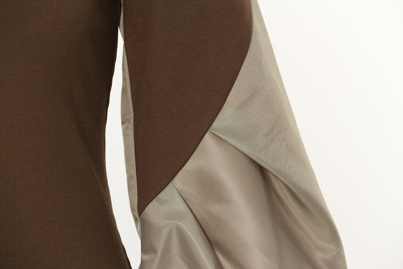 بدلة مصممة خصيصًا بأزرار ذهبية – مارون