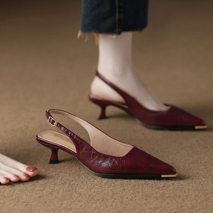 حذاء بكعب مفتوح من الخلف بطرف معدني – سيريناتلو