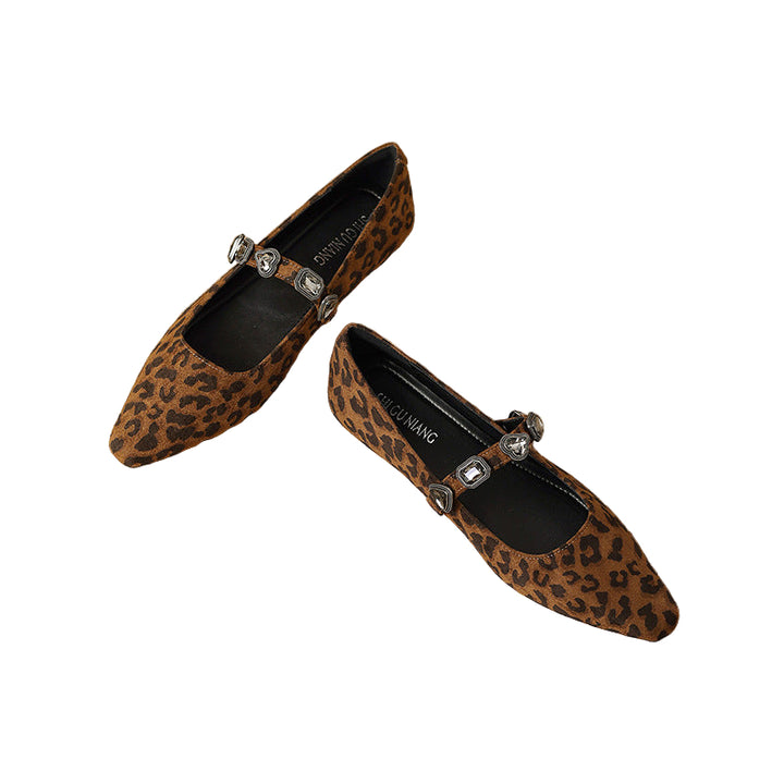 حذاء مسطح مدبب بحزام مزخرف - زويانريت