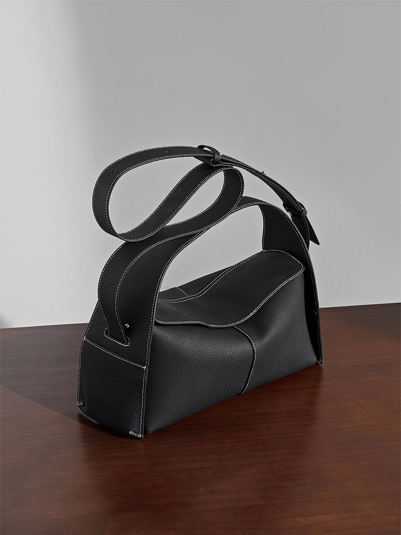 Structured Leather Shoulder Bag – AVELINE
