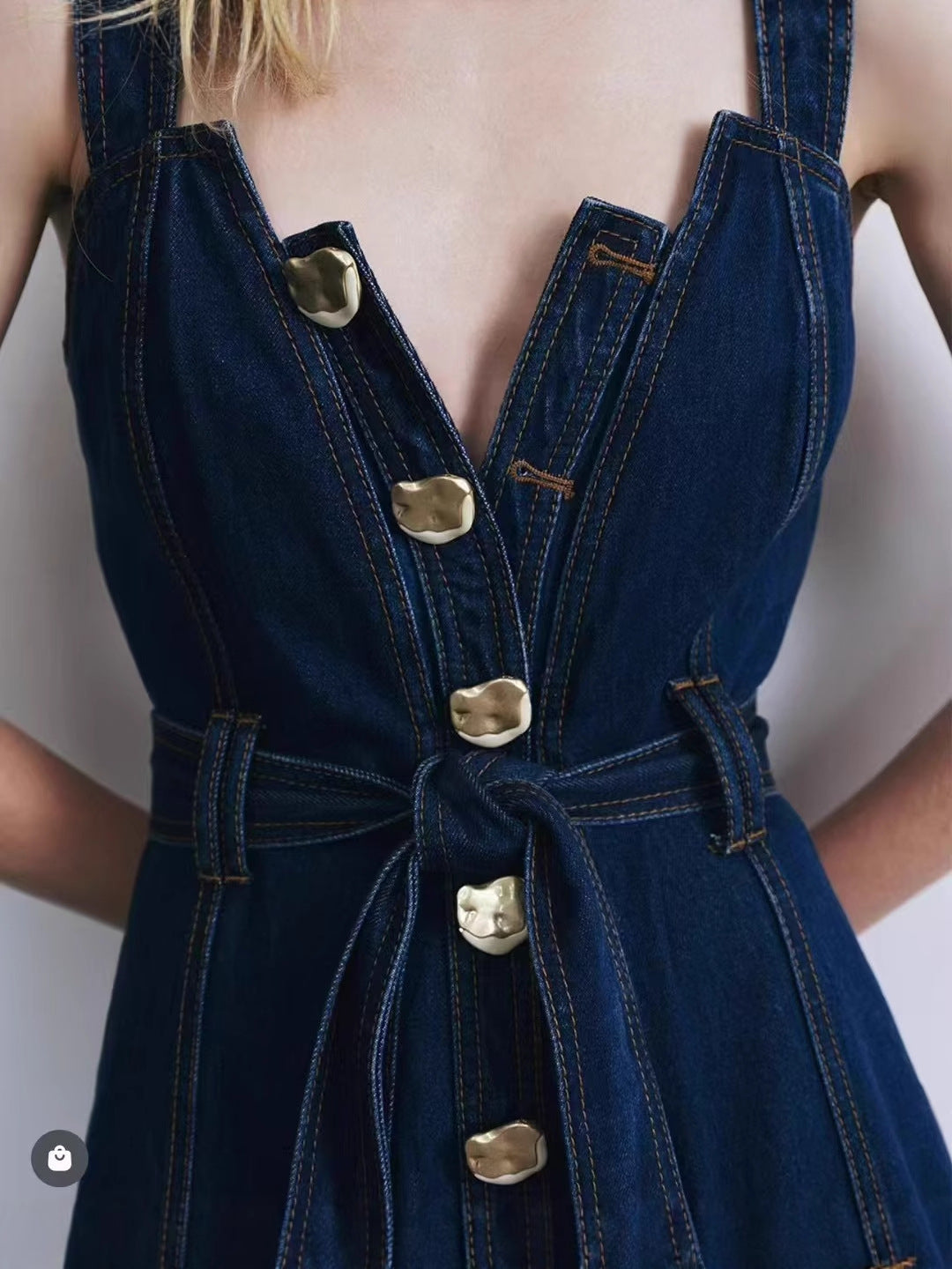 Plissiertes Oberteil mit ausgestellten Ärmeln und Maxirock-Set mit Taillengürtel – Rosiny 