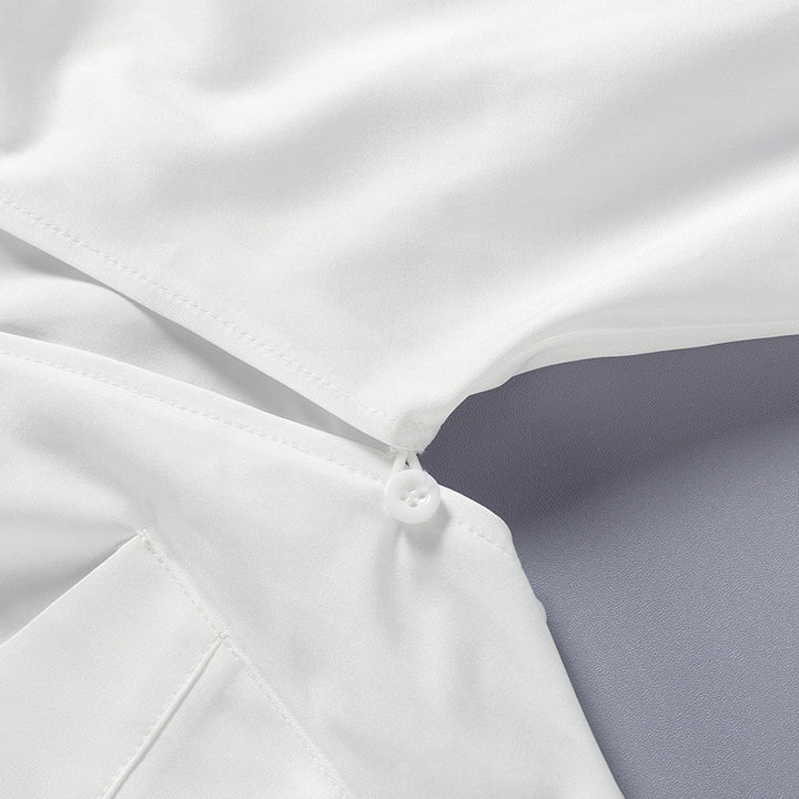 بدلة مصممة خصيصًا بأزرار ذهبية – مارون