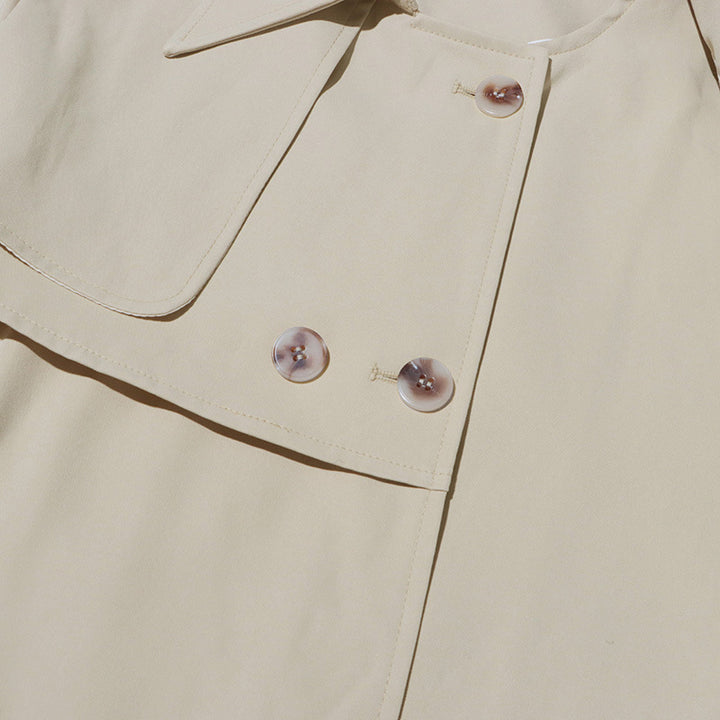 بدلة مصممة خصيصًا بأزرار ذهبية – مارون