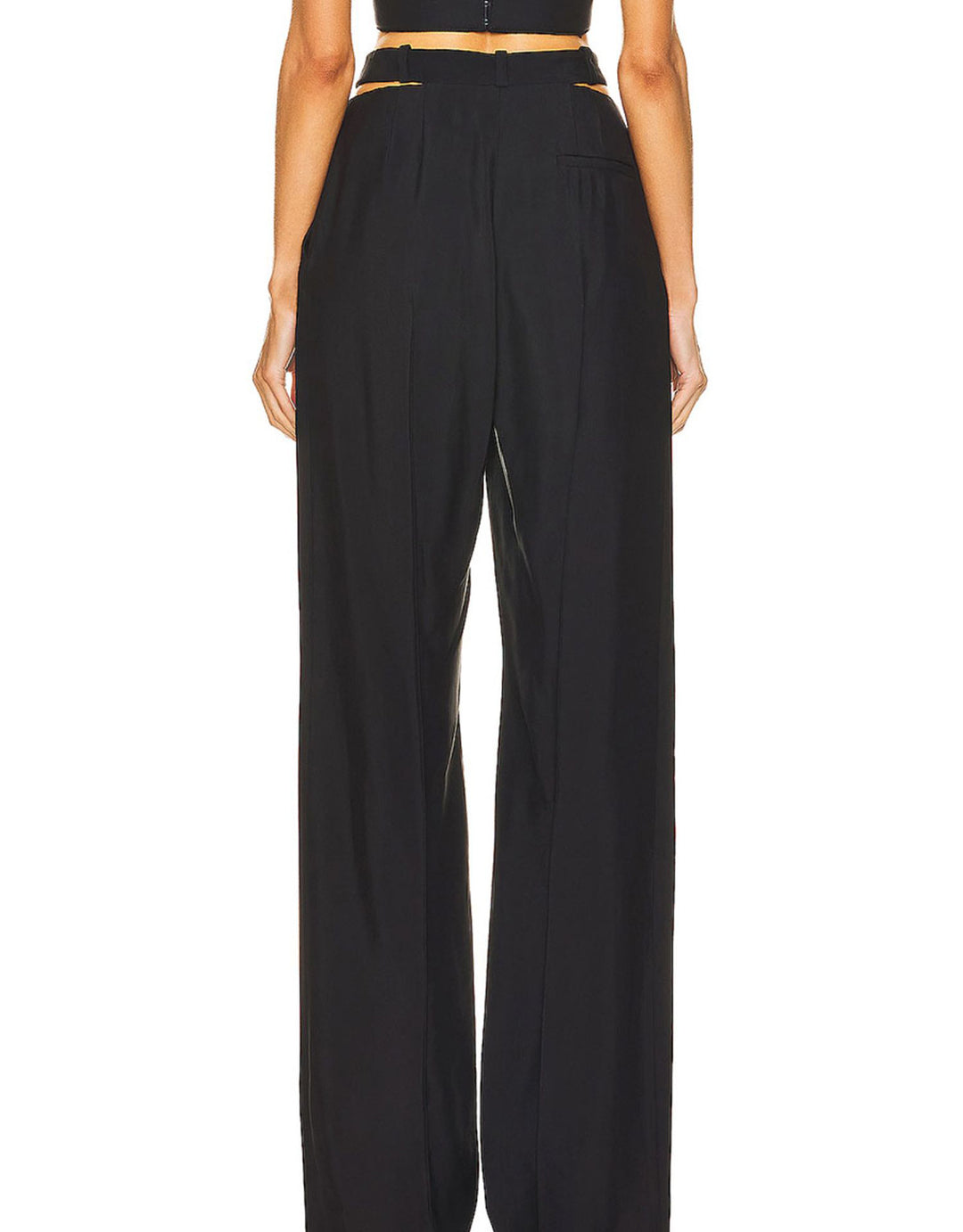 costume évasé sur mesure avec manches bouffantes en satin – VALENCIA 